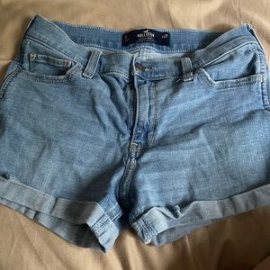 Hollister Jean shorts